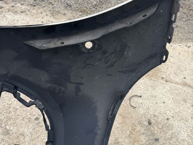 bontott MERCEDES-BENZ E-CLASS Első Lökhárító (Üresen)