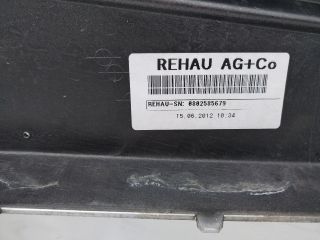 bontott MERCEDES-BENZ E-CLASS Első Lökhárító (Üresen)