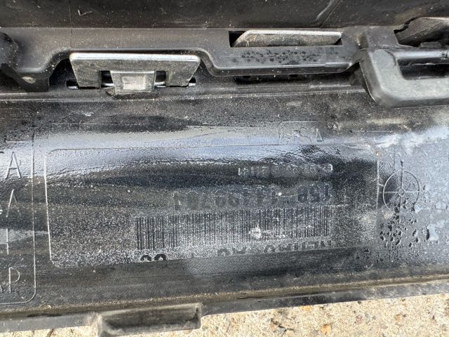 bontott MERCEDES-BENZ E-CLASS Első Lökhárító (Üresen)