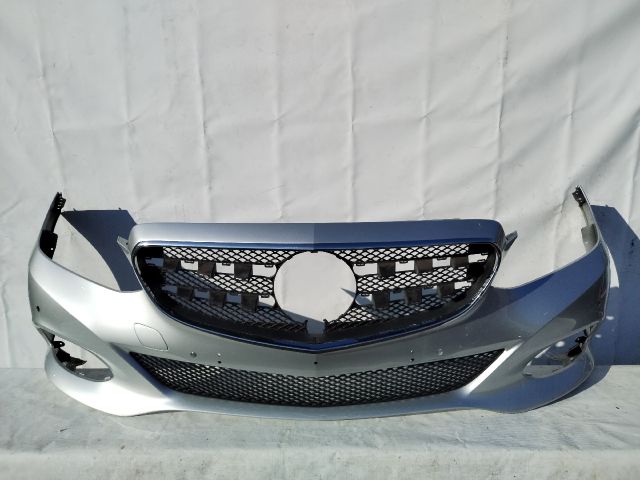 bontott MERCEDES-BENZ E-CLASS Első Lökhárító (Üresen)