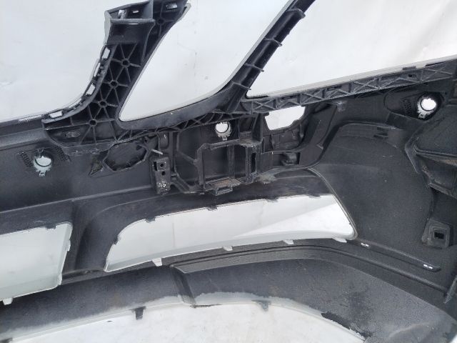 bontott MERCEDES-BENZ E-CLASS Első Lökhárító (Üresen)