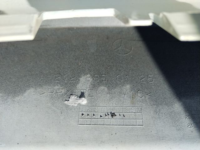 bontott MERCEDES-BENZ E-CLASS Első Lökhárító (Üresen)