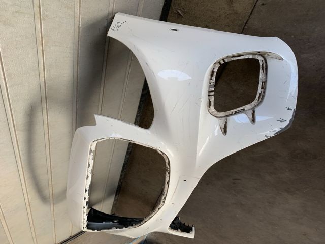 bontott MERCEDES-BENZ E-CLASS Első Lökhárító (Üresen)