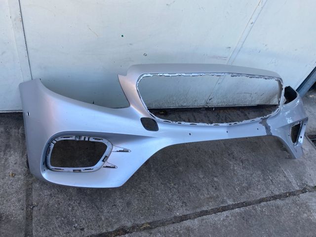 bontott MERCEDES-BENZ E-CLASS Első Lökhárító (Üresen)