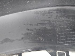 bontott MERCEDES-BENZ E-CLASS Első Lökhárító (Üresen)