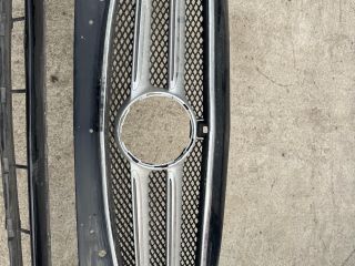 bontott MERCEDES-BENZ E-CLASS Első Lökhárító (Üresen)