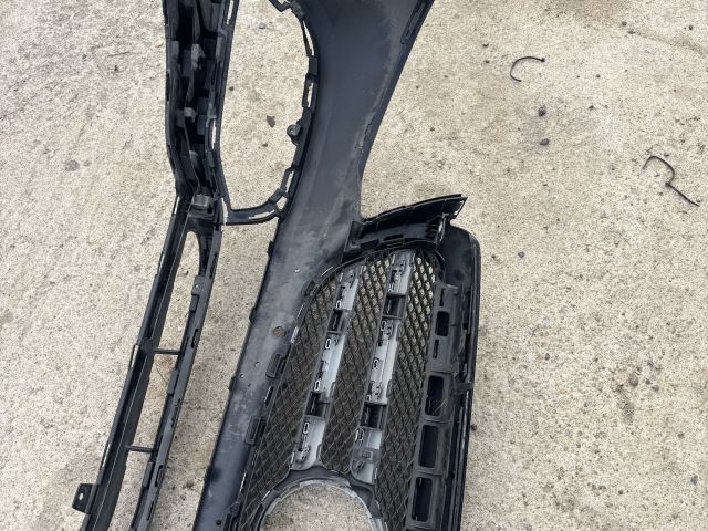 bontott MERCEDES-BENZ E-CLASS Első Lökhárító (Üresen)