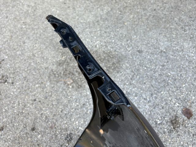 bontott MERCEDES-BENZ E-CLASS Első Lökhárító (Üresen)