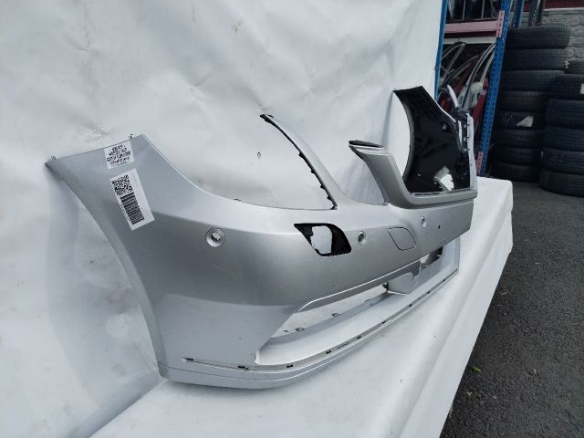 bontott MERCEDES-BENZ E-CLASS Első Lökhárító (Üresen)