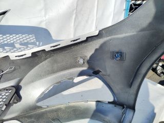 bontott MERCEDES-BENZ E-CLASS Első Lökhárító (Üresen)