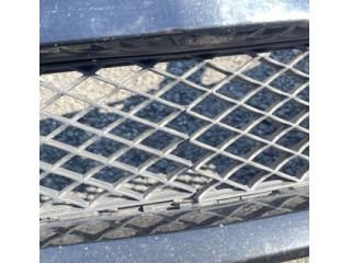 bontott MERCEDES-BENZ E-CLASS Első Lökhárító (Üresen)