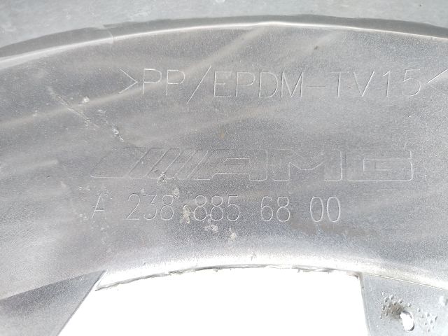 bontott MERCEDES-BENZ E-CLASS Első Lökhárító (Üresen)