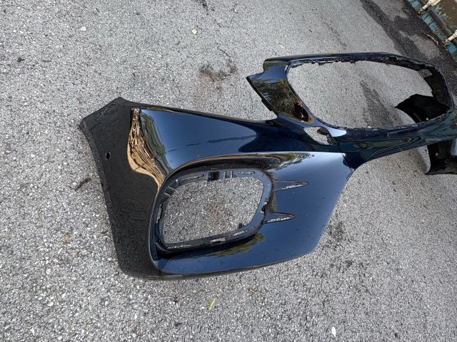 bontott MERCEDES-BENZ E-CLASS Első Lökhárító (Üresen)