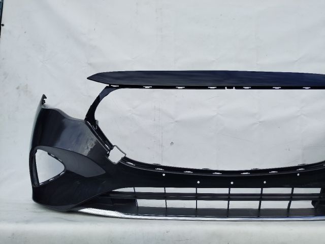 bontott MERCEDES-BENZ E-CLASS Első Lökhárító (Üresen)