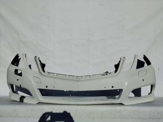 bontott MERCEDES-BENZ E-CLASS Első Lökhárító (Üresen)