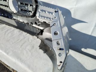 bontott MERCEDES-BENZ E-CLASS Első Lökhárító (Üresen)