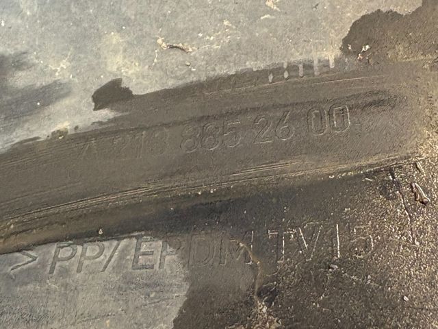 bontott MERCEDES-BENZ E-CLASS Első Lökhárító (Üresen)