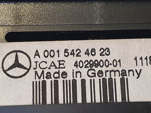 bontott MERCEDES-BENZ E-CLASS Első Parkolóradar Kijelző