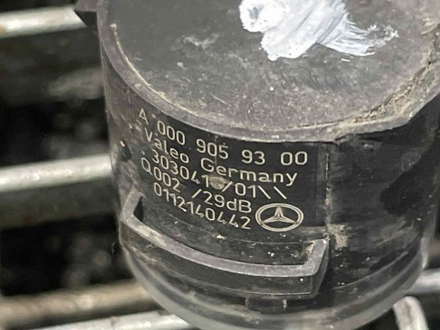 bontott MERCEDES-BENZ E-CLASS Első Tolatóradar Fej