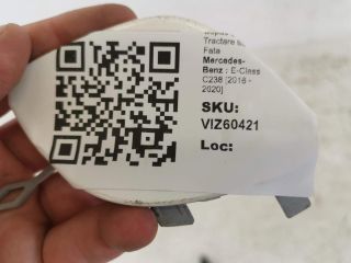 bontott MERCEDES-BENZ E-CLASS Első Vonószem Burkolat