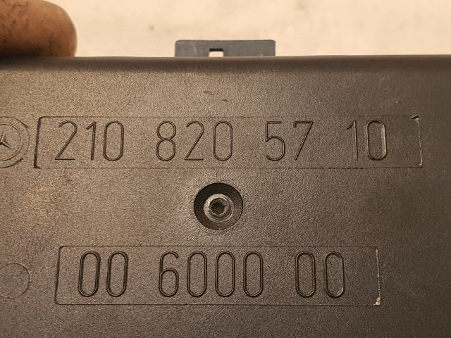 bontott MERCEDES-BENZ E-CLASS Eső Érzékelő