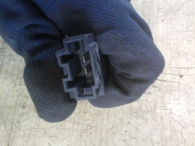 bontott MERCEDES-BENZ E-CLASS Fék Pedál Kapcsoló