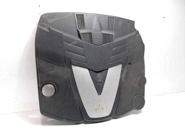 bontott MERCEDES-BENZ E-CLASS Felső Hűtőburkolat