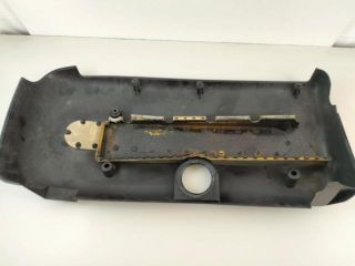 bontott MERCEDES-BENZ E-CLASS Felső Hűtőburkolat