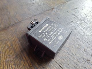 bontott MERCEDES-BENZ E-CLASS Fényszóró Elektronika