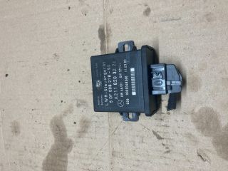 bontott MERCEDES-BENZ E-CLASS Fényszóró Elektronika