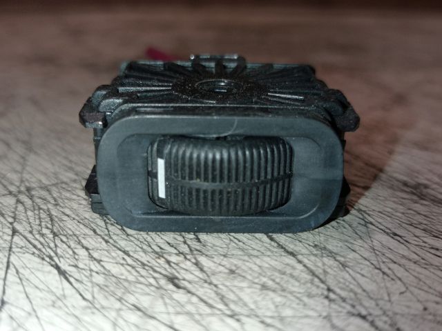 bontott MERCEDES-BENZ E-CLASS Fényszórómagasság Állító Kapcsoló