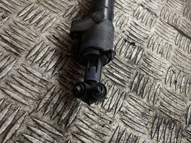 bontott MERCEDES-BENZ E-CLASS Fényszórómosó Szivattyú