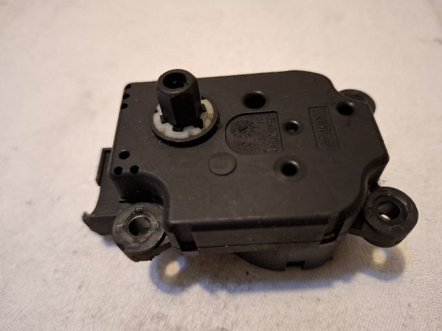 bontott MERCEDES-BENZ E-CLASS Fűtés Állító Motor