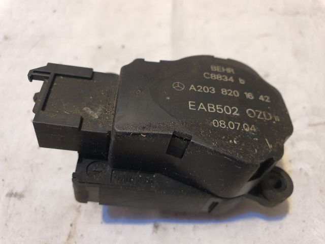 bontott MERCEDES-BENZ E-CLASS Fűtés Állító Motor