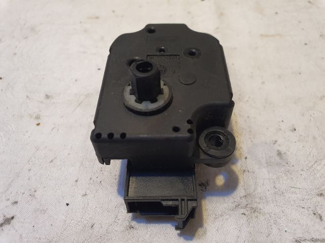 bontott MERCEDES-BENZ E-CLASS Fűtés Állító Motor