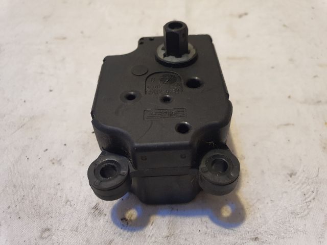 bontott MERCEDES-BENZ E-CLASS Fűtés Állító Motor