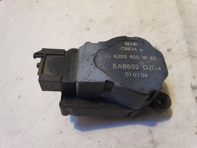 bontott MERCEDES-BENZ E-CLASS Fűtés Állító Motor