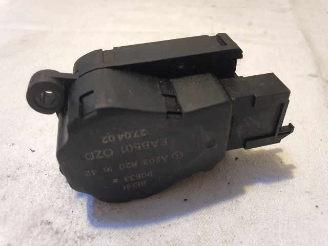 bontott MERCEDES-BENZ E-CLASS Fűtés Állító Motor