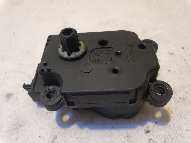 bontott MERCEDES-BENZ E-CLASS Fűtés Állító Motor