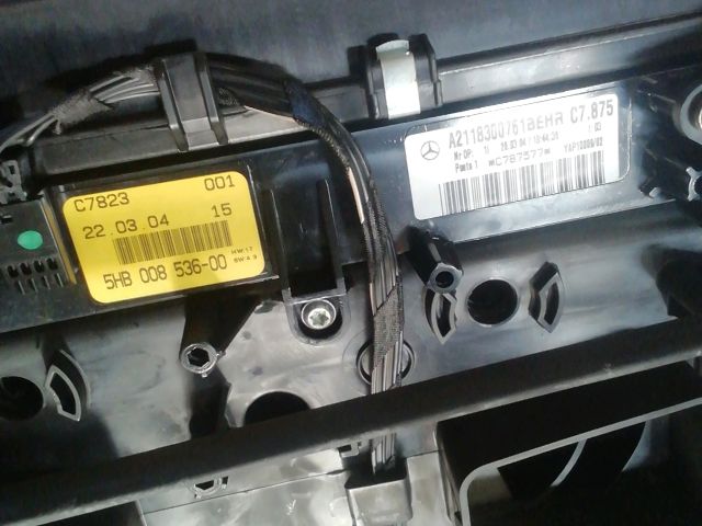 bontott MERCEDES-BENZ E-CLASS Fűtés Box