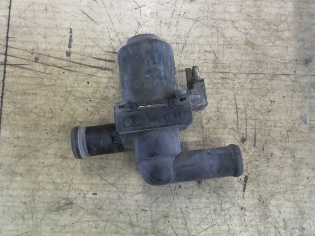 bontott MERCEDES-BENZ E-CLASS Fűtéscsap