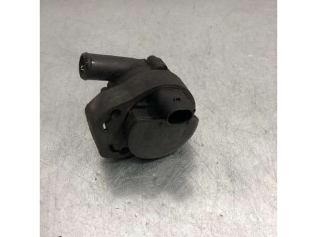 bontott MERCEDES-BENZ E-CLASS Fűtéscsap