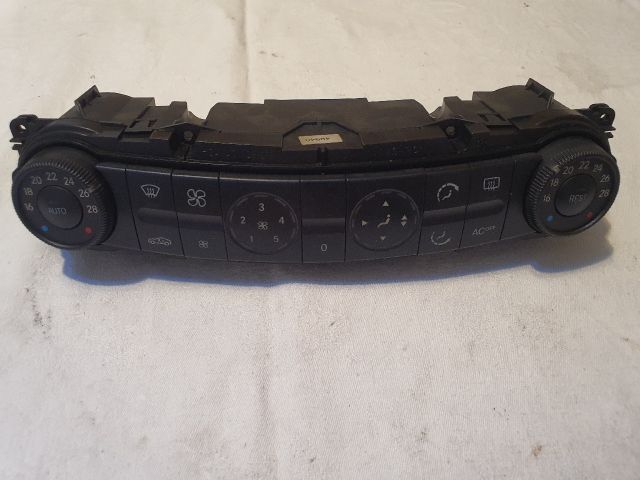 bontott MERCEDES-BENZ E-CLASS Fűtéskapcsoló (digit klímás)