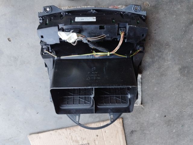 bontott MERCEDES-BENZ E-CLASS Fűtéskapcsoló (digit klímás)