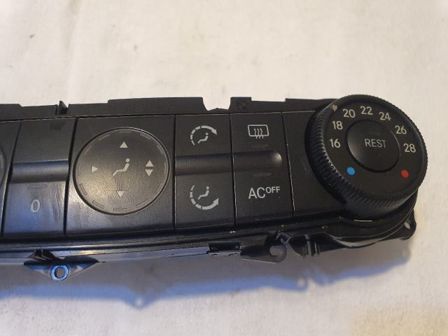 bontott MERCEDES-BENZ E-CLASS Fűtéskapcsoló (digit klímás)