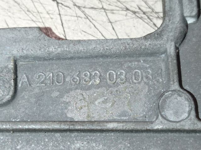 bontott MERCEDES-BENZ E-CLASS Fűtéskapcsoló Keret