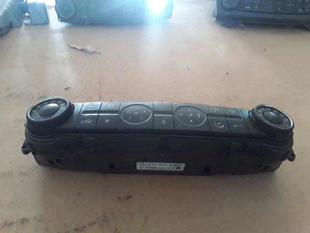 bontott MERCEDES-BENZ E-CLASS Fűtéskapcsoló (manuális klímás)