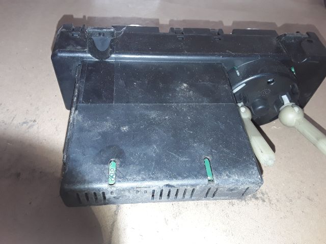 bontott MERCEDES-BENZ E-CLASS Fűtéskapcsoló (manuális klímás)