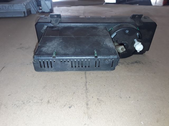 bontott MERCEDES-BENZ E-CLASS Fűtéskapcsoló (manuális klímás)