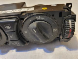 bontott MERCEDES-BENZ E-CLASS Fűtéskapcsoló (manuális klímás)